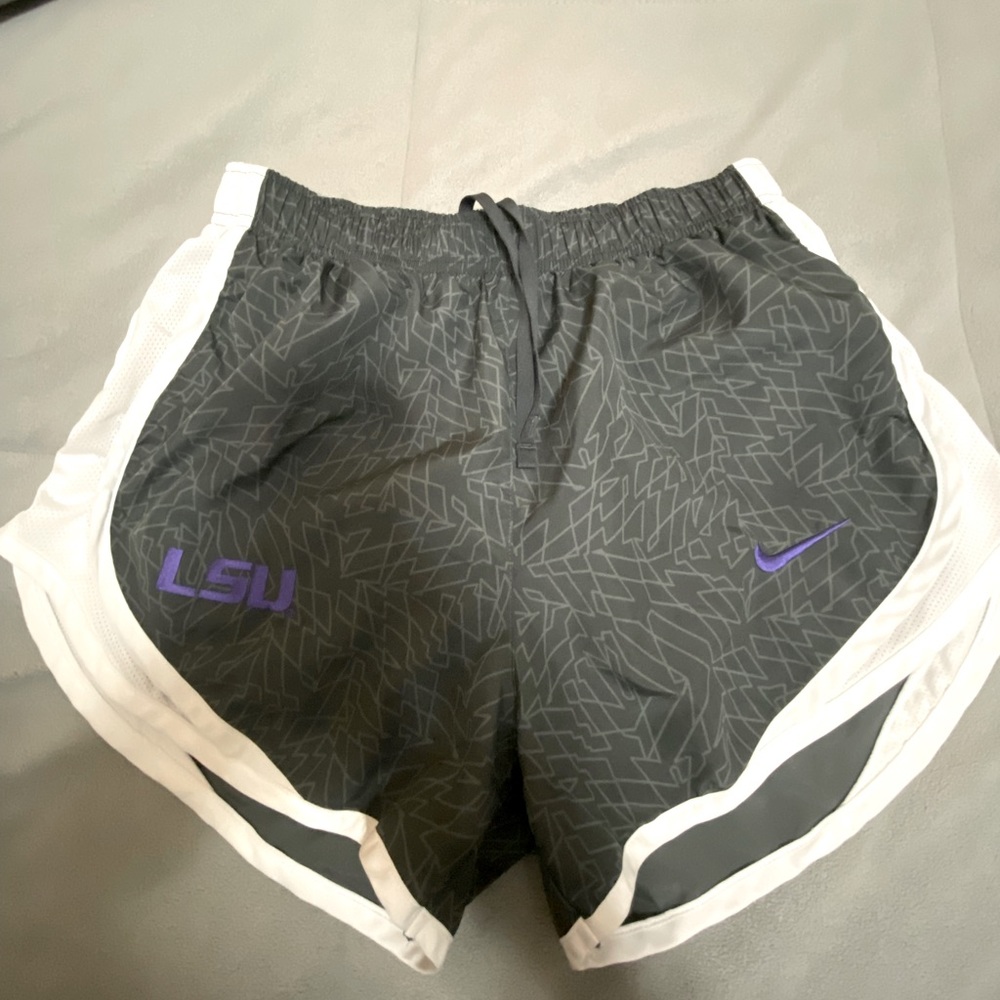 LSU NIKE SHORTS 🔥